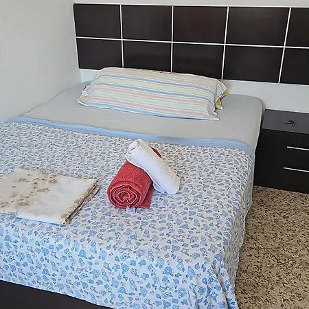 A Preciosa Habitacion Privada Comoda Centro Cerca A La Playa Wi-fi Homestay *